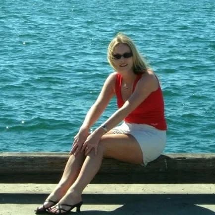 Lessie M Roberts avatar