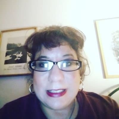 Yvette Heath avatar