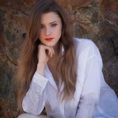 Rebecca Nicole Ray avatar