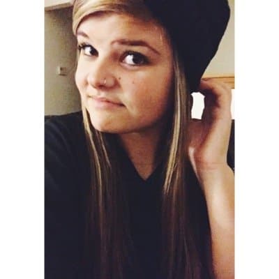 Debbie Shell avatar