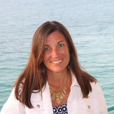 Sara Beth Shellenbarger avatar